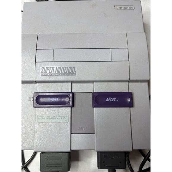 Super Nintendo Entertainment System SNES Video Game Console SNS-001 NOT TESTED - Picture 2 of 10
